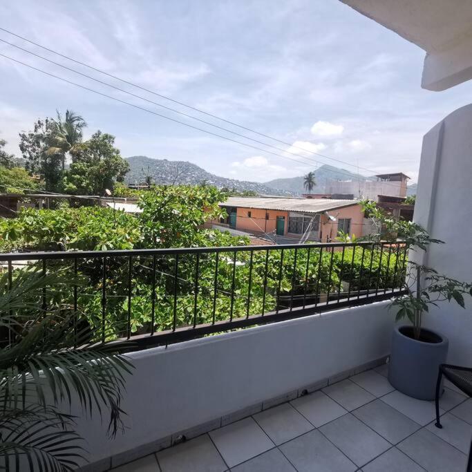 1 Bedroom Apt With Ac , Tv , Wi-Fi Near Dt And Beach Zihuatanejo Esterno foto