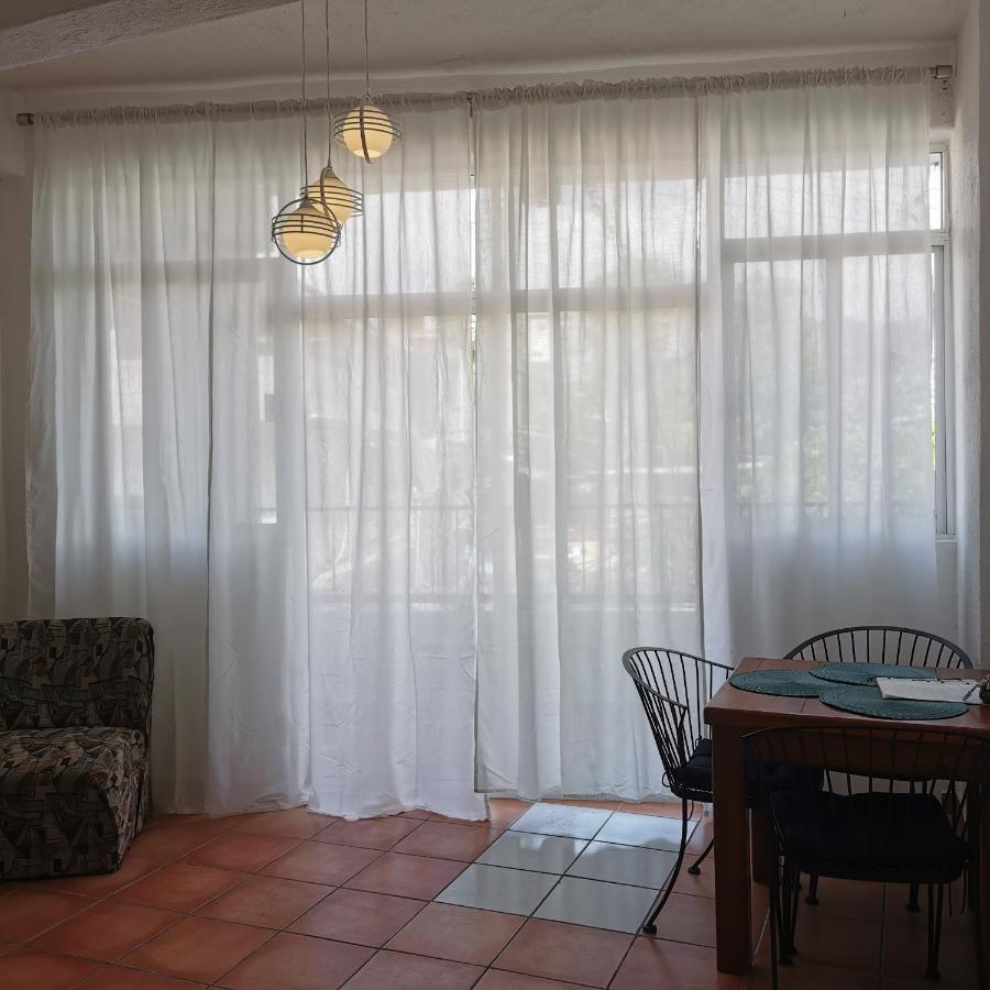 1 Bedroom Apt With Ac , Tv , Wi-Fi Near Dt And Beach Zihuatanejo Esterno foto