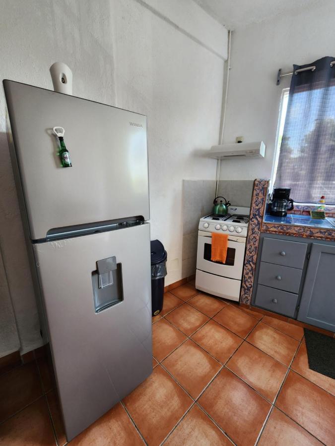 1 Bedroom Apt With Ac , Tv , Wi-Fi Near Dt And Beach Zihuatanejo Esterno foto