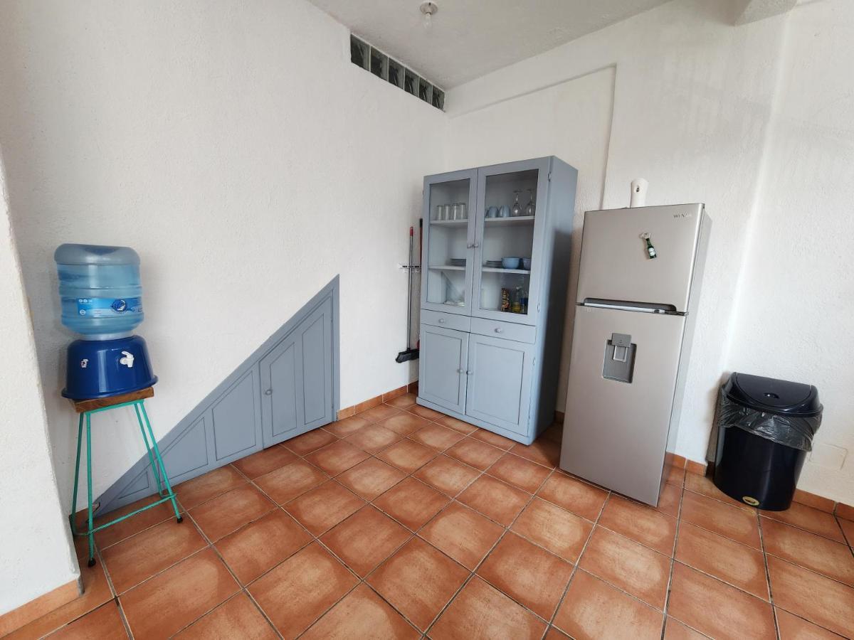 1 Bedroom Apt With Ac , Tv , Wi-Fi Near Dt And Beach Zihuatanejo Esterno foto