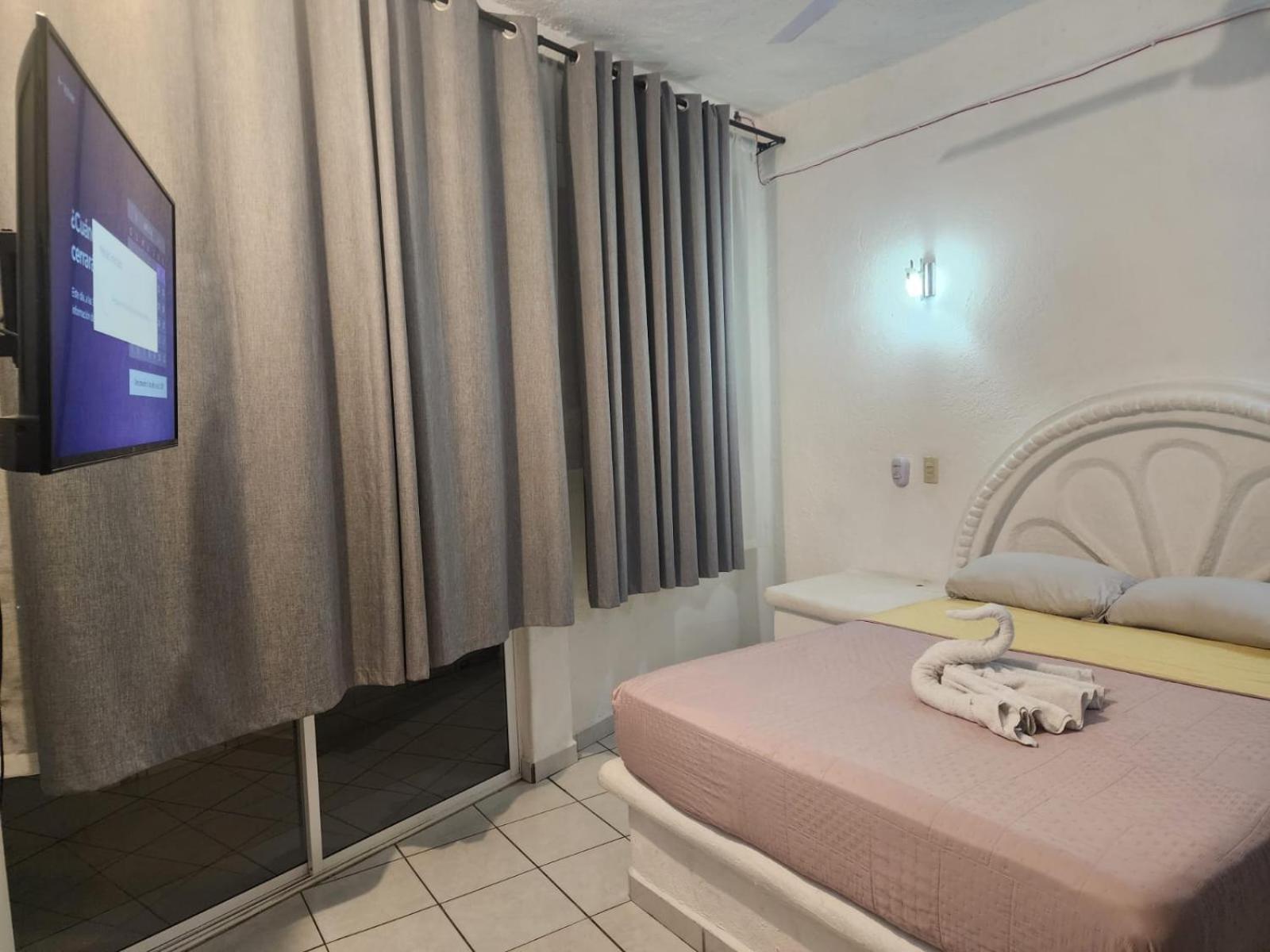 1 Bedroom Apt With Ac , Tv , Wi-Fi Near Dt And Beach Zihuatanejo Esterno foto
